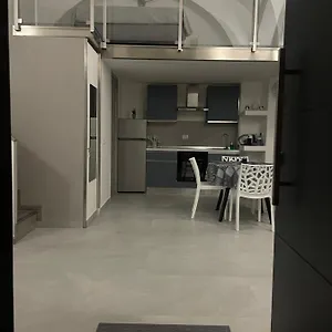opificio-apartment.sicilyhotelsitaly.net/